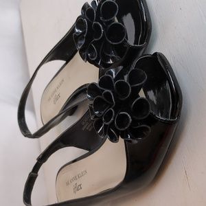 Anne Klein iflex Kitten Heel Sling Back Peep Toe Shoes with a Pompom